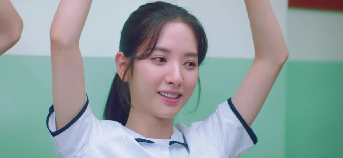 kdramatreats's tweet photo. "What's important isn't in the textbook, it's in the hallway." 

WHAT'S IN THE HALLWAY: 😭😭😭

#TwentyFiveTwentyOne #TwentyFiveTwentyOneEp3 https://t.co/NvVphq04E7