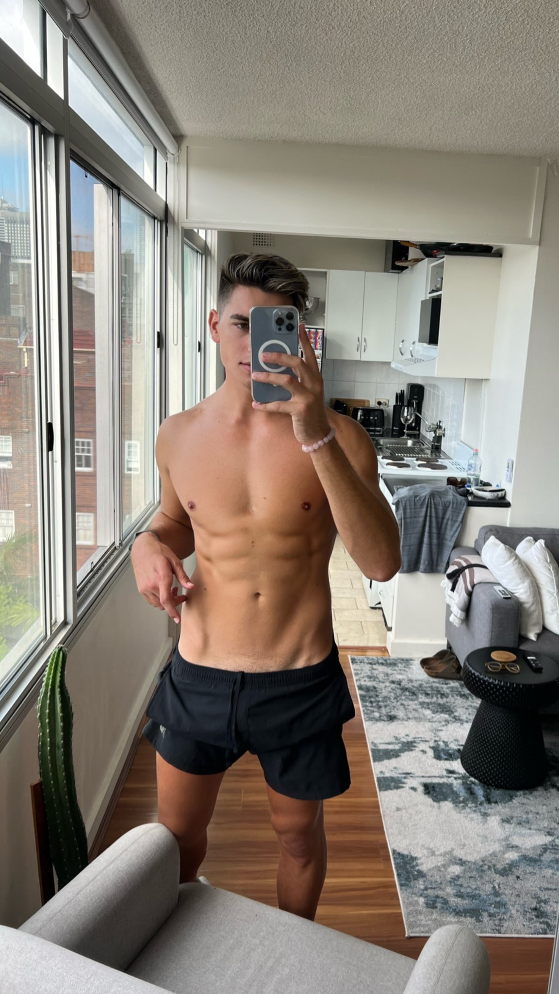 Young FIT 5OO on Twitter: "Nathan @nathankriis_ https://t.co/51nQE6m5tv" / Twitter