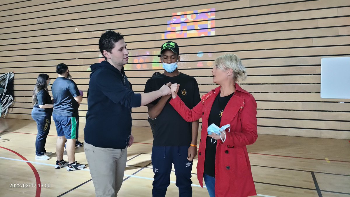 rachidelgha's tweet image. Bravo Jeun'events51 pour la couverture du Challenge Réussite #4. Une mobilisation de nombreux partenaires: Unis-Cité Reims, E2C Reims, la Mission Locale de Reims, les maisons de quartier Croix-Rouge et l’équipe du bataillon de la prévention.