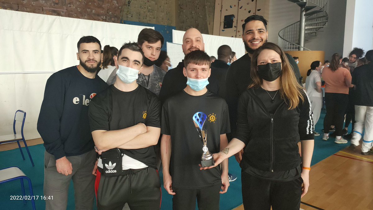 rachidelgha's tweet image. Bravo Jeun'events51 pour la couverture du Challenge Réussite #4. Une mobilisation de nombreux partenaires: Unis-Cité Reims, E2C Reims, la Mission Locale de Reims, les maisons de quartier Croix-Rouge et l’équipe du bataillon de la prévention.