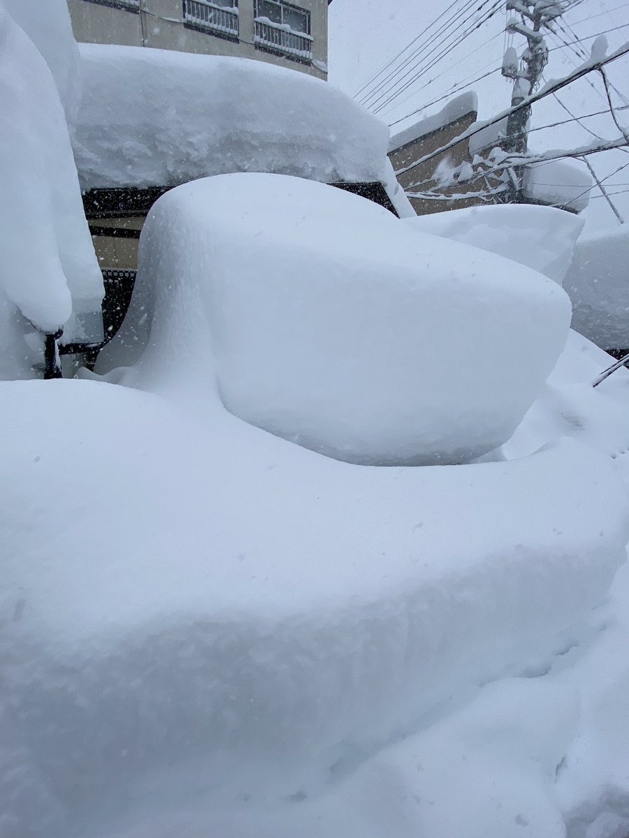 OutsideT2ya's tweet photo. #エクロスTwitterならべ2022冬
はじめまして。
【HN】t2ya
【自己紹介】雪に強い四駆のPHEV。と言う条件でセレクトしたエクロス。さっそくの大雪シーズンを楽しんでます🏂🏔🤣
アカウント始めたばかりですが宜しくお願い致します🙇‍♂️ https://t.co/edaAnIpyBV