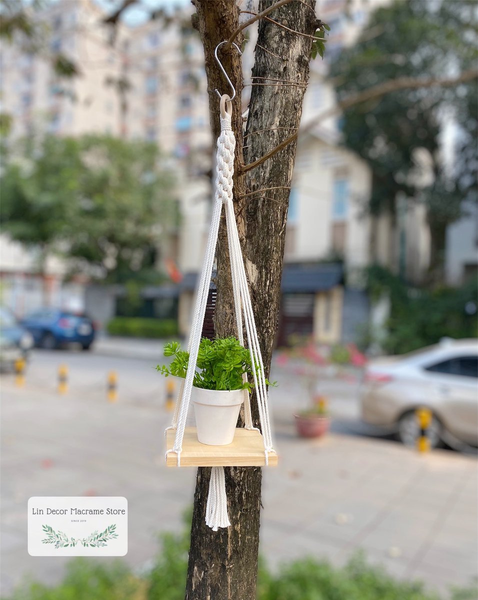 LinDecorMacrame's tweet image. Macrame Hanging Shelf can be used to add a bohemian vibe to your home.You can use them to hang plants and decor any corner of your room look gorgeous ,lovely.
#macrame #hangingshelf #macramehangingshelf #Lovely #boho #bohemian #plantholder #etsy #etsyseller