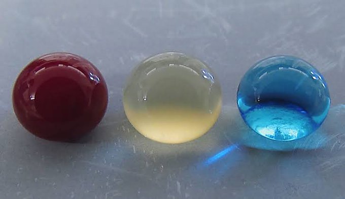 These are drops of blood, plasma and water bead up when placed on the superhemophobic titanium [source, Colorado State University: buff.ly/2DEJSSp]