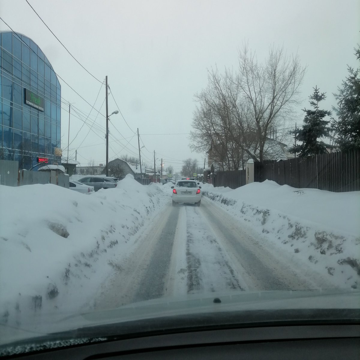 Добрый день <a href="/D_Azaroff/">Дмитрий Азаров</a> <a href="/E_Lapushkina/">Елена Лапушкина</a>  улица Потапова