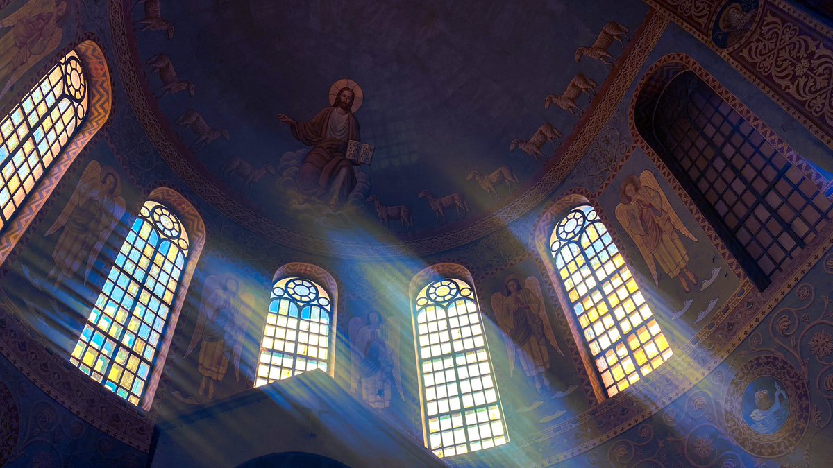 regularboring's tweet photo. مشيت Saint Matthew Cathedral-Khartoum واخدت شوية صور: https://t.co/N484Hkvvej