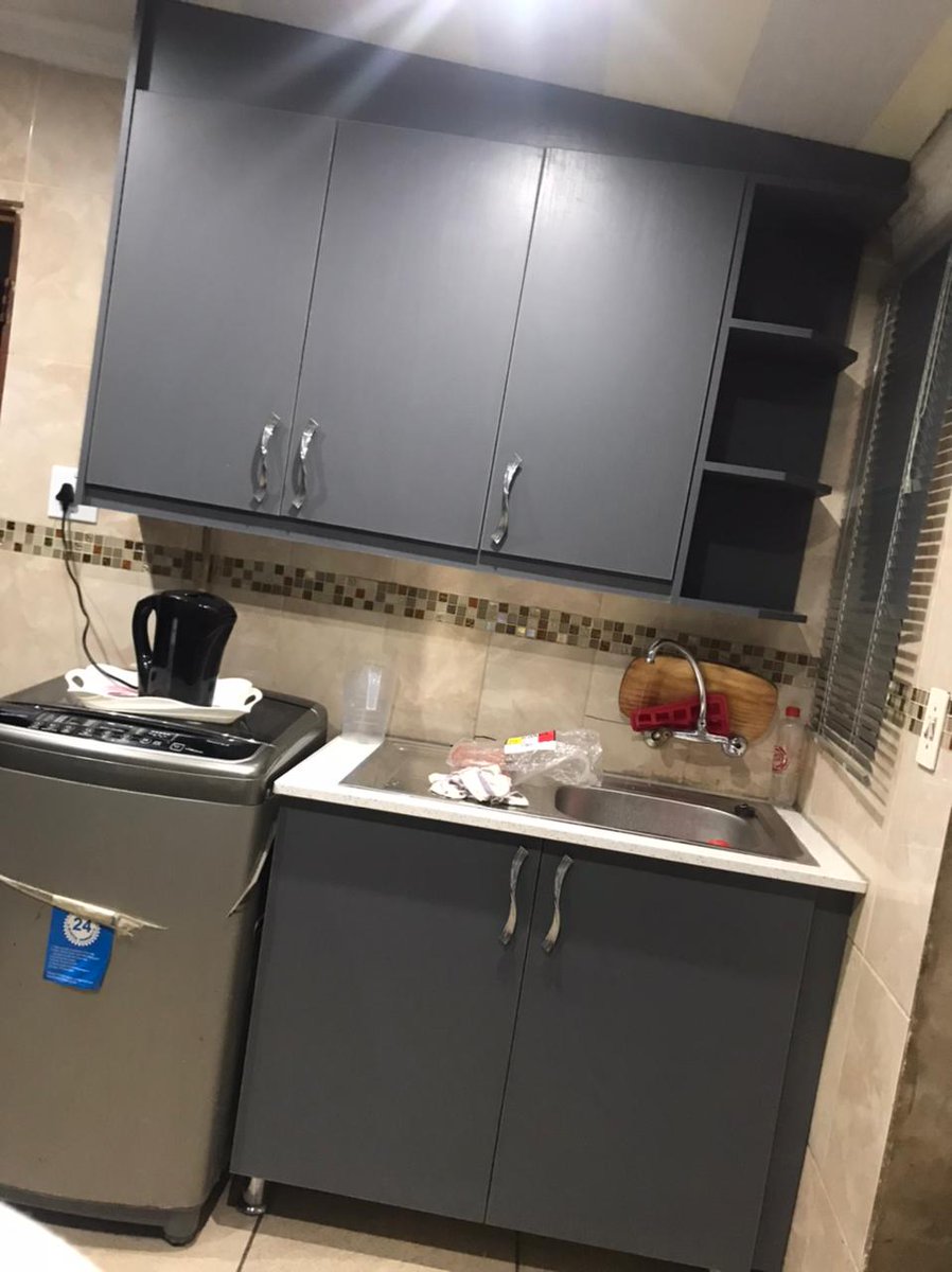 RascajahD's tweet photo. Storm Grey 🔥🔥🔥
RDP Kitchens
Call/WhatsApp 0833661047 
#DJSBU 
#rascajah
#PutSouthAficansFirst 
Londie https://t.co/fOn6FJc3wv