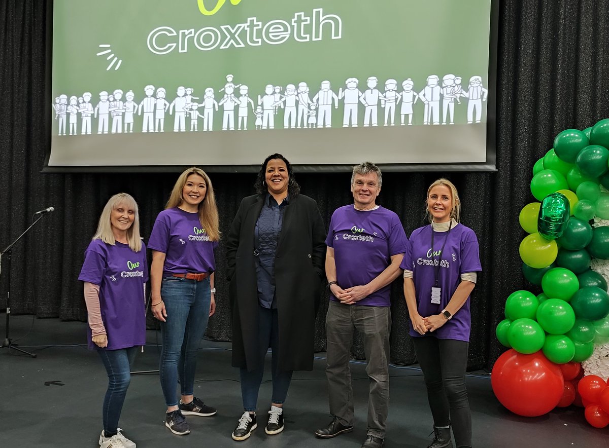 Dianna_Mannhart's tweet photo. Thank you to @MayorLpool for coming along to our Community Event today at @SJBLiverpool where we are hearing from local people who wish to bid for funds to support their community #OurCroxteth @Patrici15311724 @cheryllowes @Mersey_Care @CobaltHousing @MerseyPolice @liverpoolccg https://t.co/Er6kh9xm76