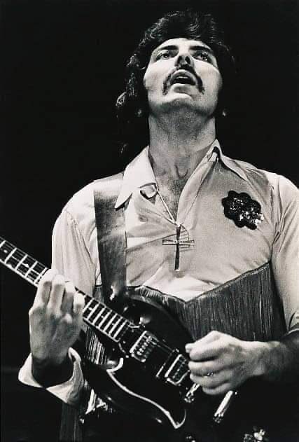 Happy 74th birthday to the Riff Lord , Tony Iommi, who was born on this day in 1948. 