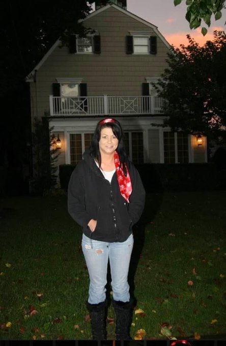 Amittyville house 2008 https://t.co/eMyHuGQrvZ<a href="/tag/throwback"class="tags"><span>#throwback</span></a>