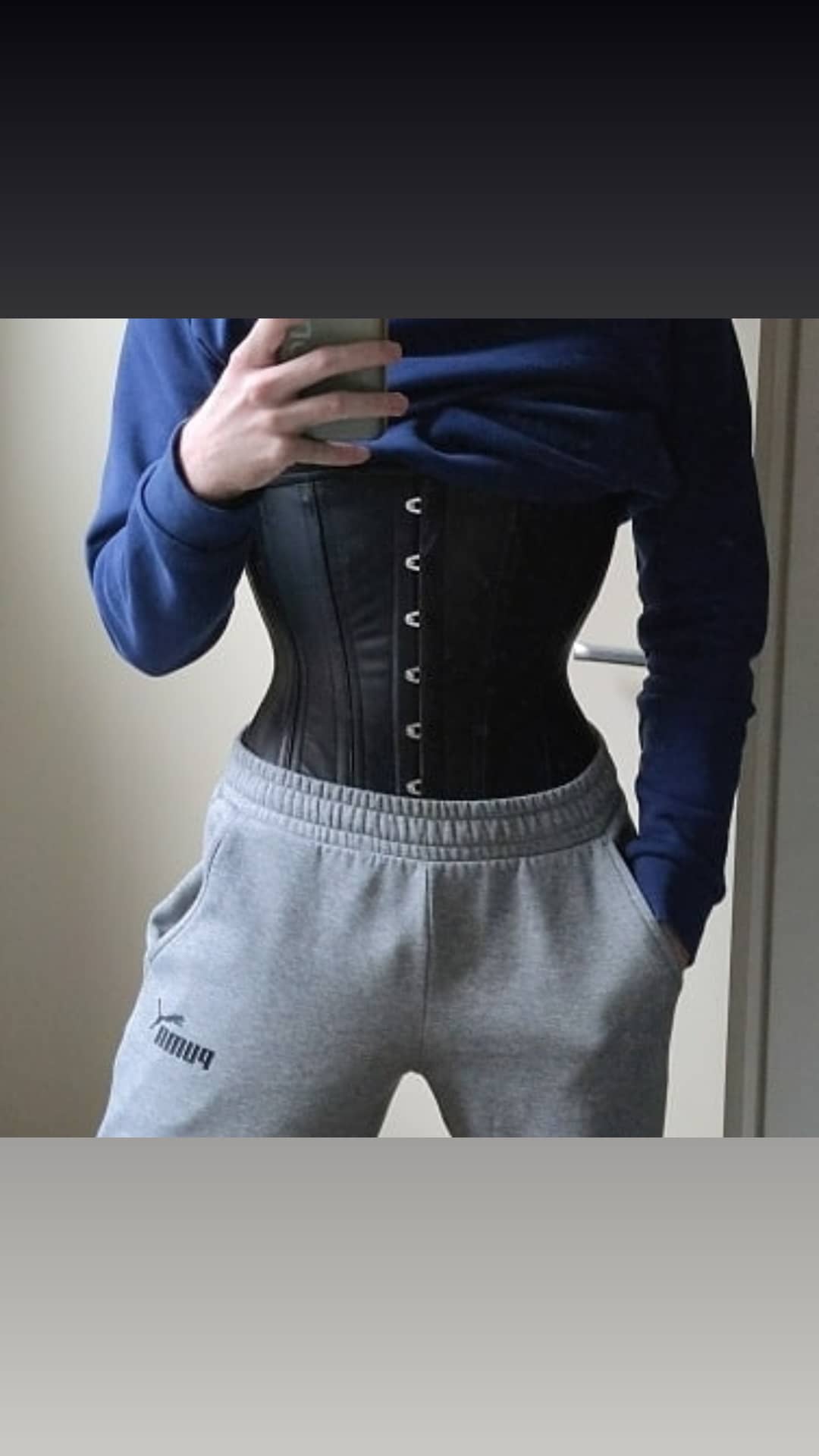 Annzley corset on X: Men wear corsets, which are very sexy. Men