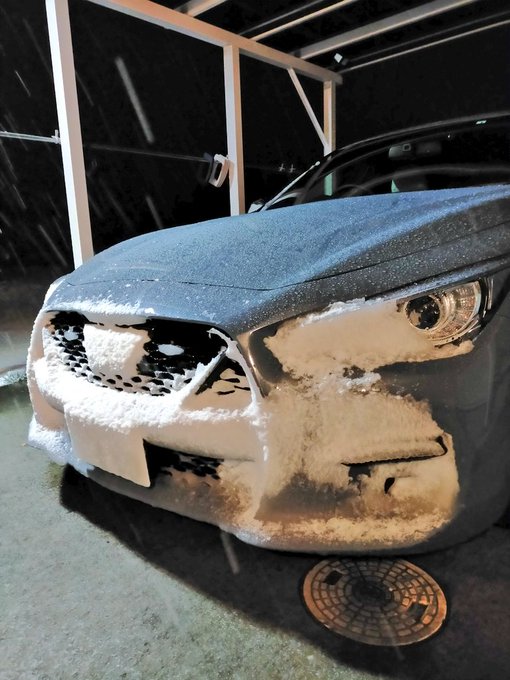 た、ただいま…
那須あたりから雪で焦った…
(ノーマルタイヤ) 