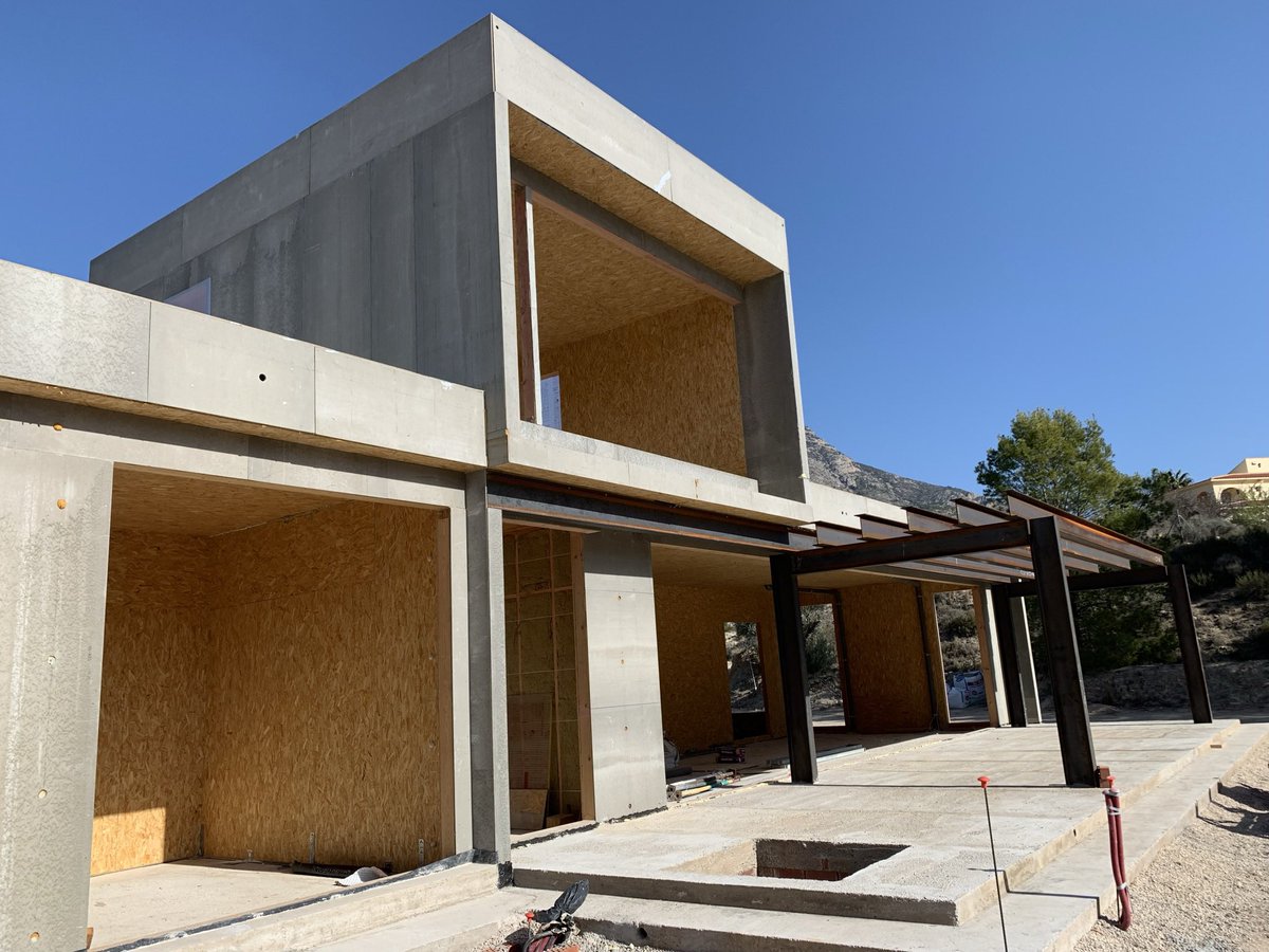 Construcción industrializada en #madera El #futuro de la #construcción ya está aquí!                       100x100Biopasiva-Delegación Levante.                                   608871686