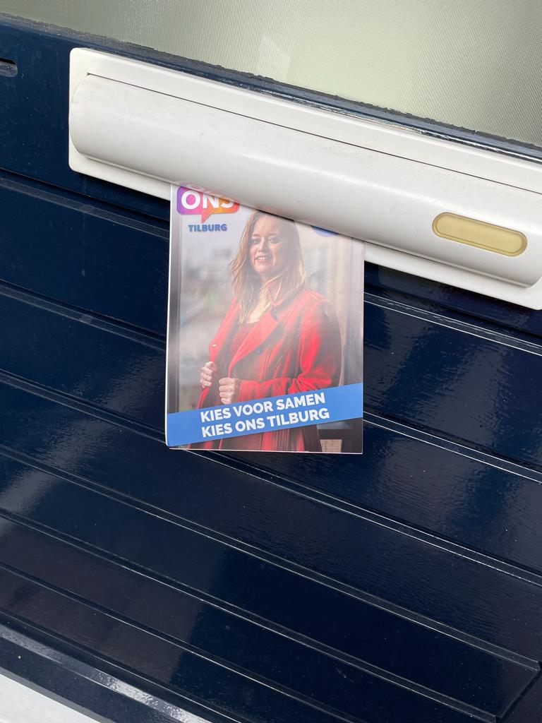 ONSTilburg's tweet photo. We zijn in de Reeshof! We gaan het gesprek aan met de bewoners rond de Heyhoef. Als we iets voor de wijk kunnen doen, horen we het graag!

#Reeshof #GR2022 #Tilburg #kiesvoorsamen https://t.co/yQytGlvSYX