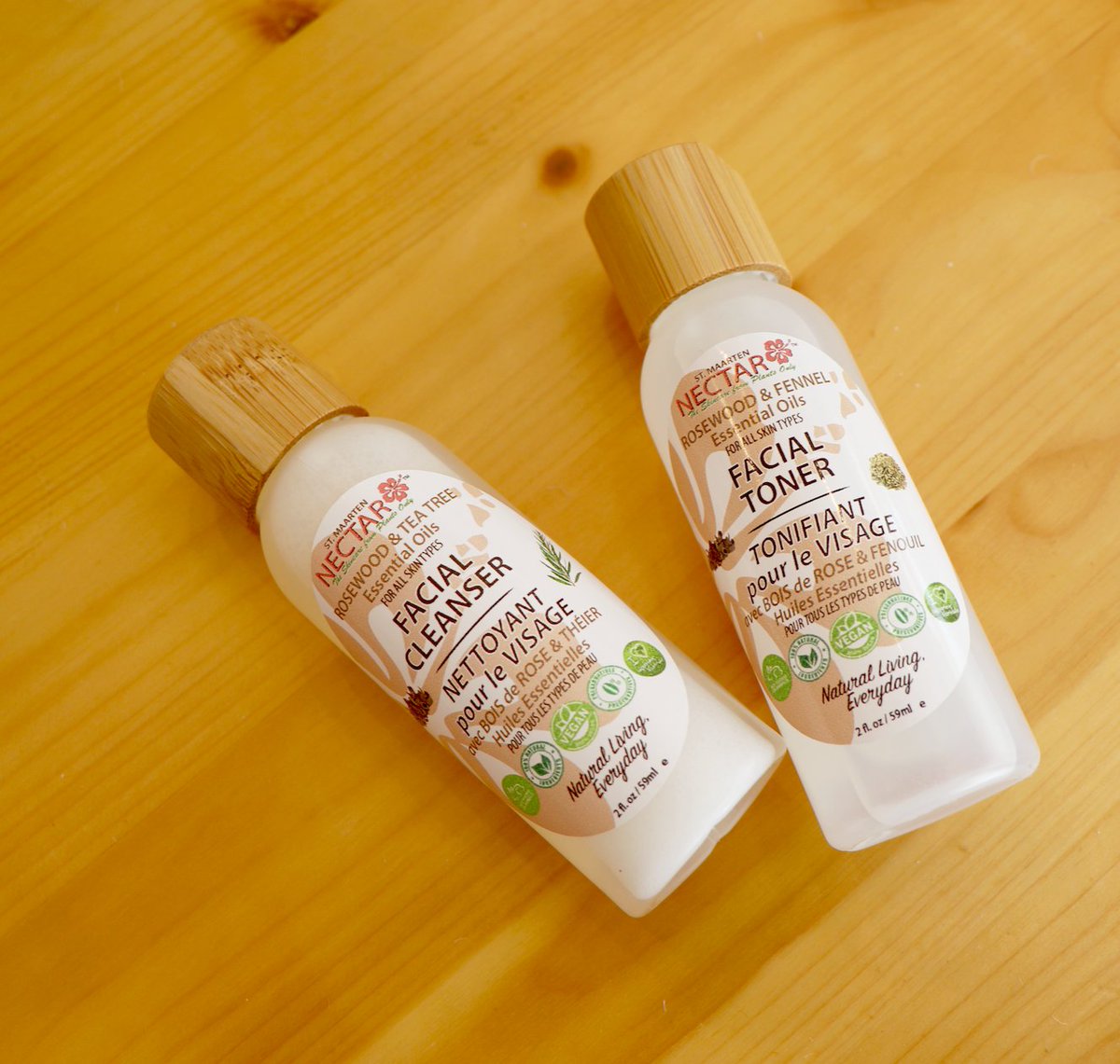 StMaartenNectar's tweet photo. Happy Saturday Naturalistas,

Here's the products I use every single day on my face, all available at our boutiques and online store: https://t.co/dQXS2NdxNE

Check our previous post fo my Day Time Skin Routine 

#StMaartenNectar #FaceRoutine #NaturaSkincare #Vegan https://t.co/eeHyTgkdnT