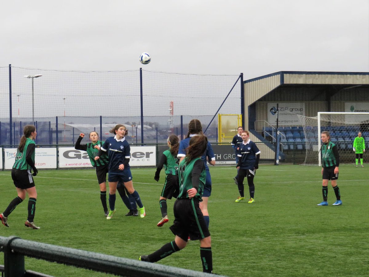 Airbusgirlsfc's tweet photo. Our U14s hosted @HFCJuniors at a very cold Airfield this morning 🥶 A tough contest for Airbus as we struggled to find our passing game, while Henllan capitalised on their chances at the goalmouth.
We continue to build &amp; kick on ⚽️✈️ @nwgfootball
Score: 0-3
POM: Orla 👏 Ruby 👏 https://t.co/nRUc1EqRtZ