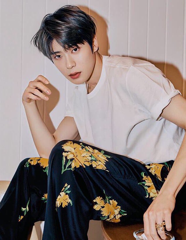 ㅤ
⠀ ⠀ ⠀ ⠀
            new account but not new to rp
            like and retweet to be mutuals.

ㅤ