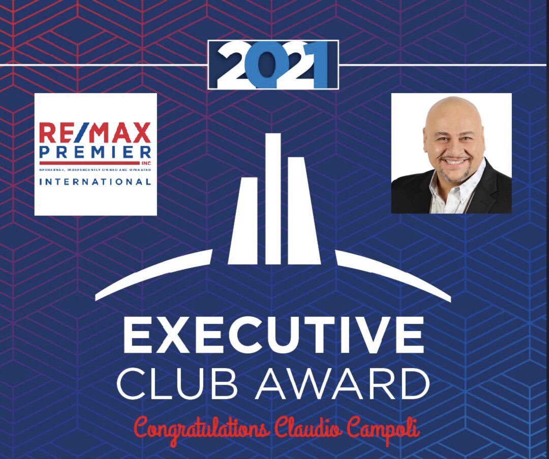 Vaughan_Realtor's tweet photo. I would like to first thank all my Clients for all their Loyalty and Trust they've given me. 
To find your #DreamHome or #Investment or #Sell your #Home in #Vaughan #Toronto or anywhere in #Ontario or #AcrossTheWorld 🌎 call @vaughans_local_realtor 

#SMASHINGIT 🤜🤛 https://t.co/L48JmuCQa3
