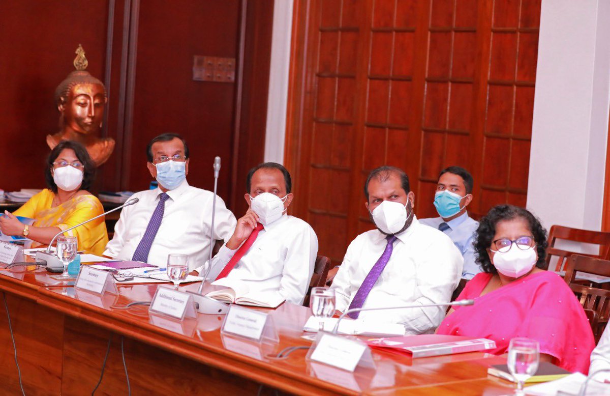 RajapaksaNamal's tweet photo. In order to expedite citizen services digitalization we need to establish a more robust public service sector with the introduction of new regulations & acts, keeping up with global standards. Our administration has to be on par with our digitalization drive! #DigitalLKA https://t.co/zfJtBVAkR8