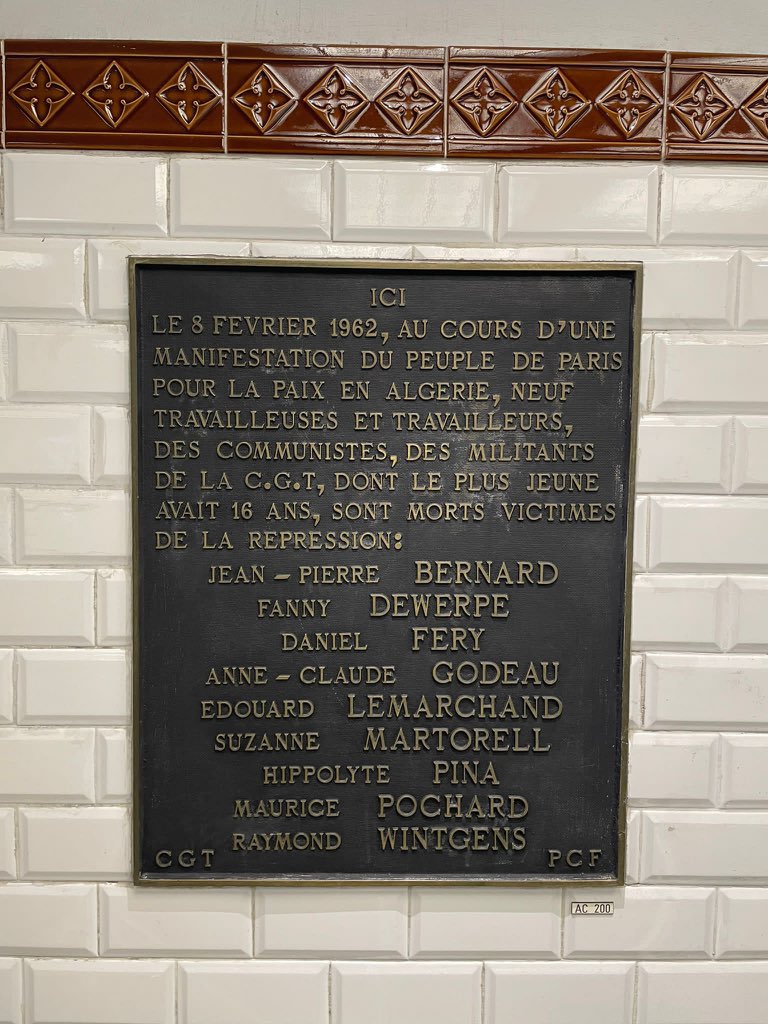 FVauglin's tweet photo. 60 ans demain que 9 manifestants furent tués par la répression brutale de la police de Papon au métro Charonne. La foule s’était rassemblée pour la paix face aux crimes de l’OAS, 9 sont morts. Une expo est à voir sur le parvis de @Mairiedu11 pour savoir et se souvenir. #Paris11 https://t.co/ma7eK6s4u0