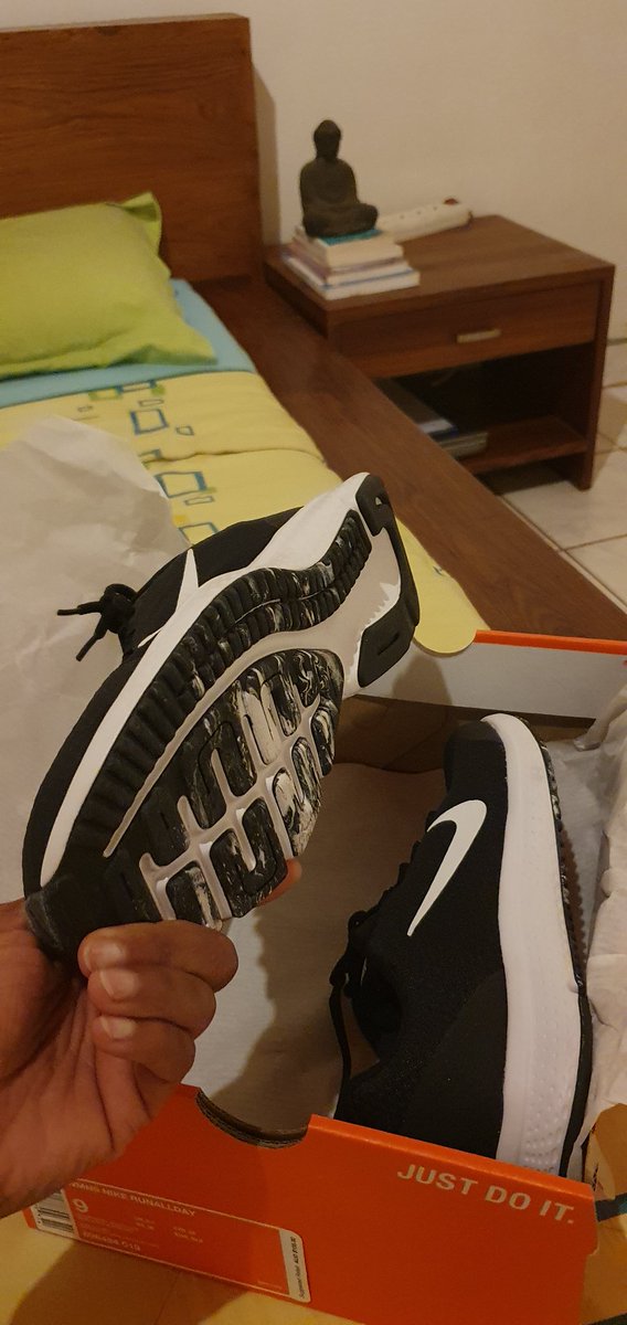 SozyToditsara's tweet photo. Gonna run with these new "runallday" #runningshoes tomorrow at 5 a.m.Never get enough running/training shoes.And not a day without #running 😉.
#runallday #nikerun #nikeshoes #nike https://t.co/K0HW79EfSU