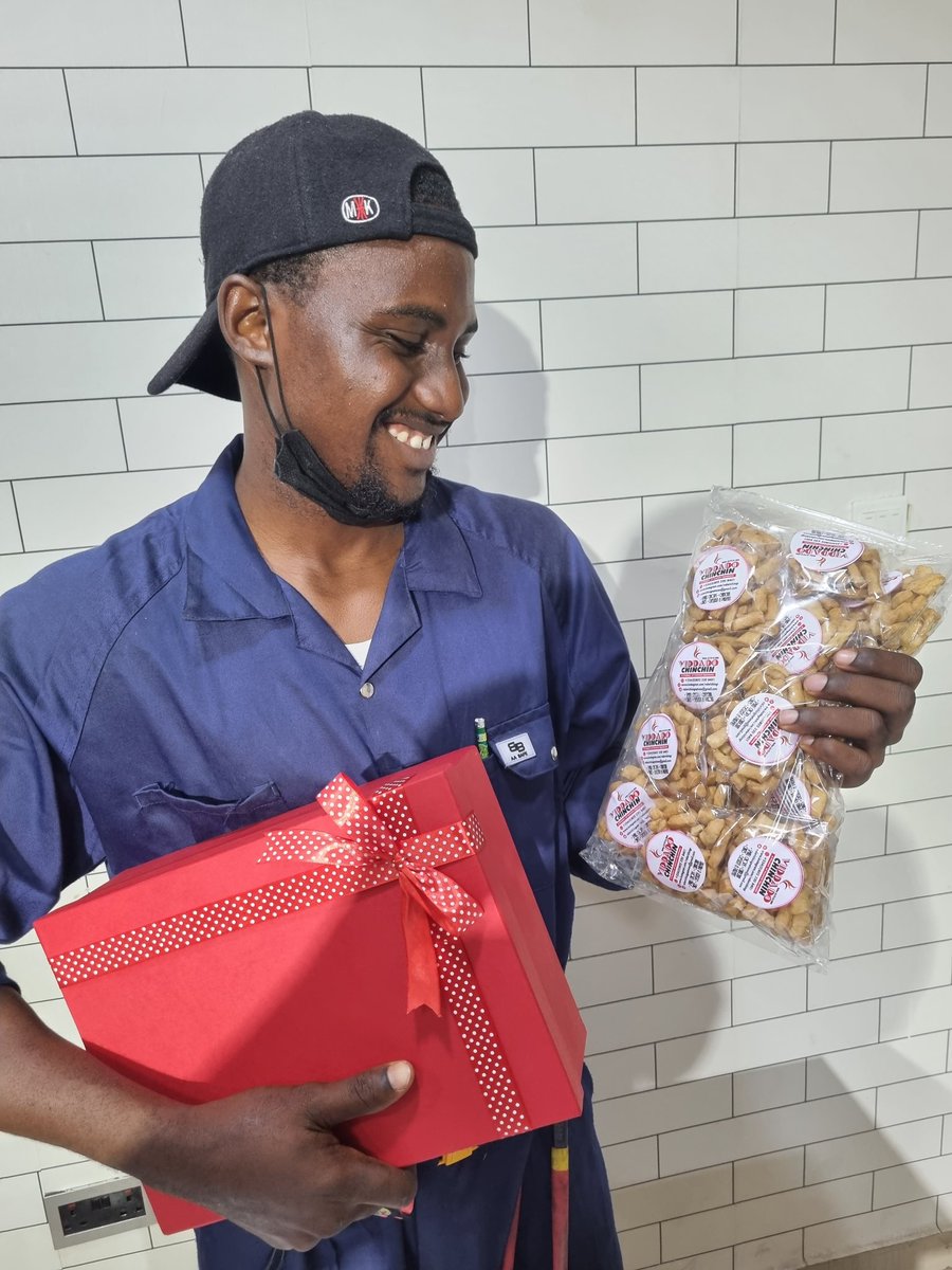 This is my Small Business, 
We make the best Chin Chin for your taste bud, 
NAFDAC approved 😁🤗... Please Retweet 🙏