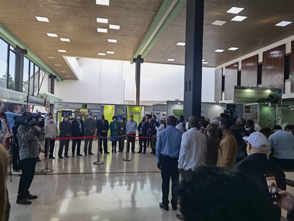 Participé en inauguración del Congreso Internacional #Universidad2022.Nuestro presidente impartió Conferencia Magistral: Ciencia e innovación en la gestión de gobierno. Reafirmamos que la Ciencia e Innovación son el camino del conocimiento y es clave el quehacer de universidades.