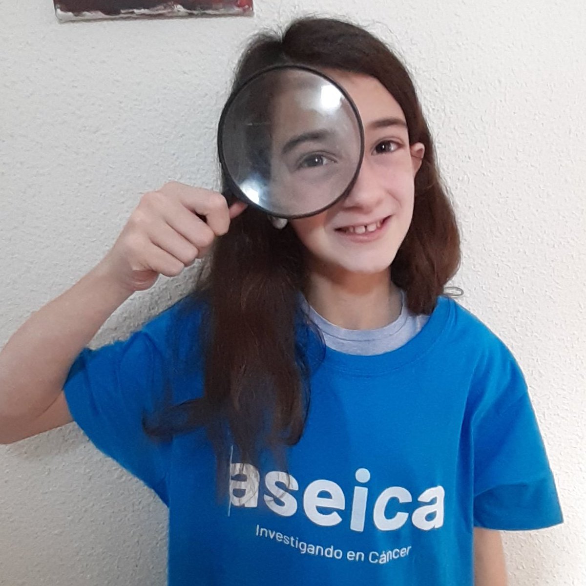AnaRisco6's tweet photo. Nuevas generaciones de Detectives del Cáncer ya se están preparando. Te vas a unir a ellas? Seguro que mañana conoceré alguna más en @frutosenlaonda @ASEICAnews #CONÓCELAS https://t.co/uxCGvtfIPQ