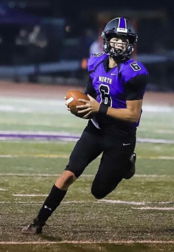 JUST PUBLISHED THIS AFTERNOON #IHSA 
Chatting With Downers Grove QB Sam Reichert Class Of 2023 - Name You Must Keep An Eye Out For
<a href="/SamReichert1/">Sam Reichert</a> 
<a href="/DGNFootball/">DGN Football</a> 
<a href="/CoachHoreniDGN/">DGN Football</a> 

LINK:
deepdishfootball.com/single-post/ch…