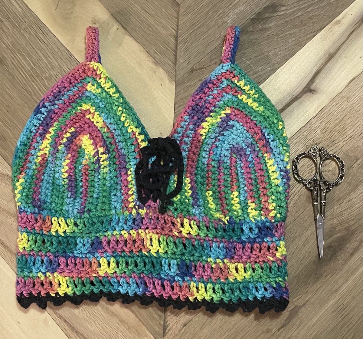 I’m switching back to my big cartel site soon, so the last of everything in my shop is 15% off! This includes custom listings!! 🥰

As items sell, I will be re listing custom ones on my big cartel &amp; adding one of a kind ones as well! 

Etsy.com/shop/daisydagg…