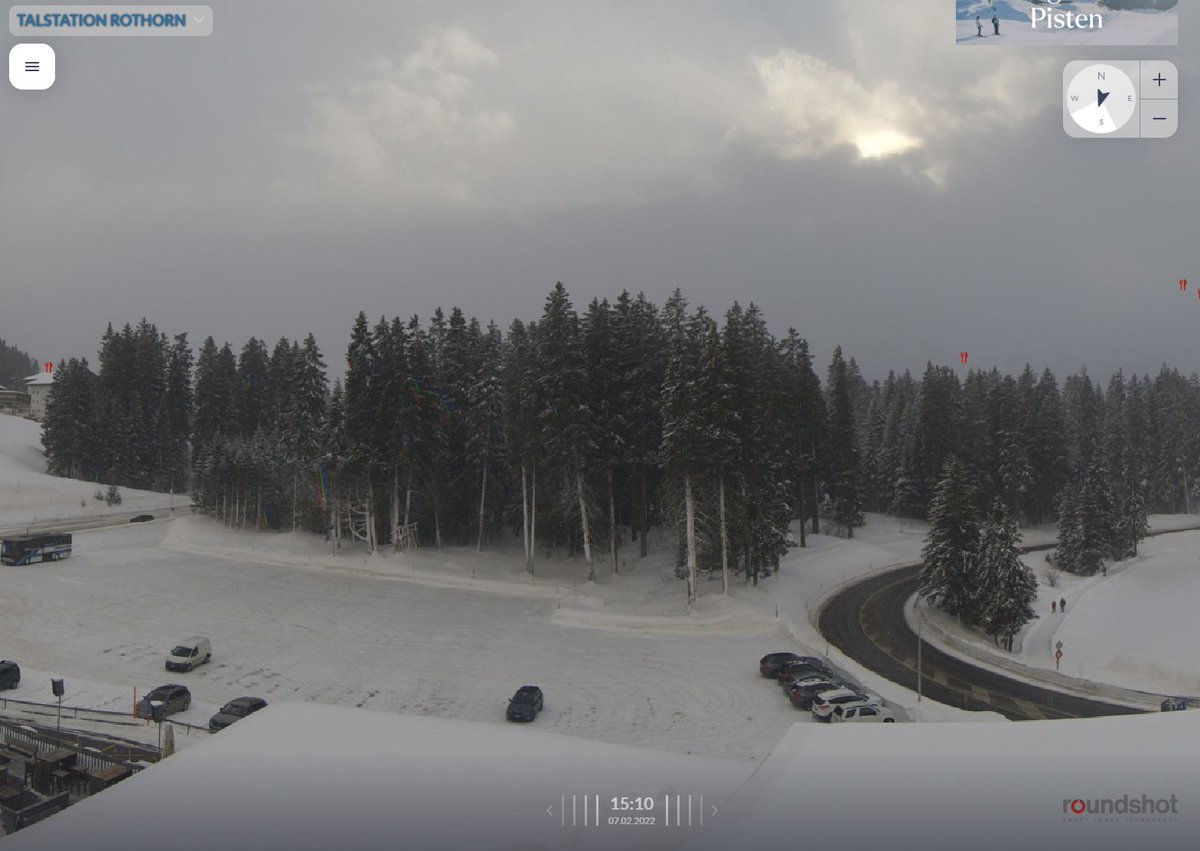 InsideAlps's tweet photo. Next 2 days are sunny in the mountains!☀️ Due to new snow and stormy weather avalanche danger back to 4!⚡️
 Already sunny in Engelberg, cloudy in Lenzerheide and still snowing further east in Lech. #skihotel Free rooms https://t.co/Mk7LyQib1Y https://t.co/LGmiZXr06T