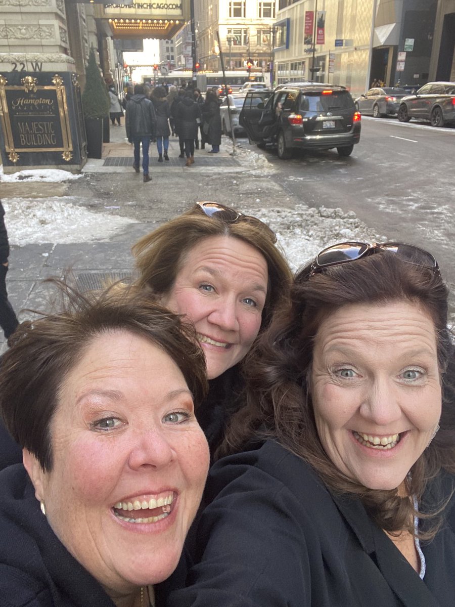 Laura Hodge tweet media