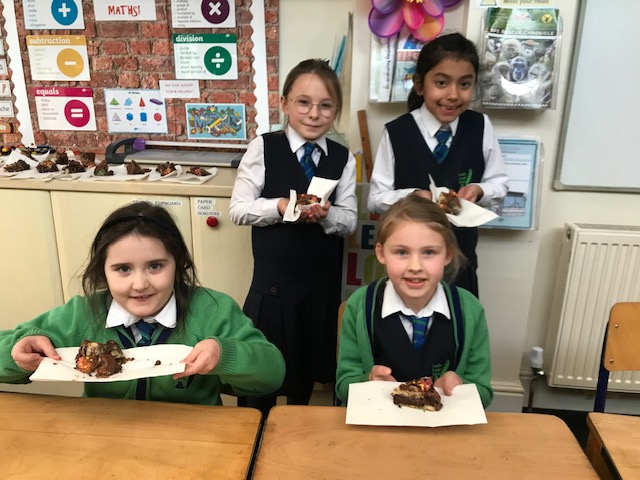 LadyLanePark's tweet photo. Form 4 (Y3) enjoyed demolishing Hudsonโs amazing Volcano cake made for his Topic project @isaschools @PriHistGeogHub @Alpha_Schools #Volcano #buddingbaker https://t.co/hdpRkrmZYz