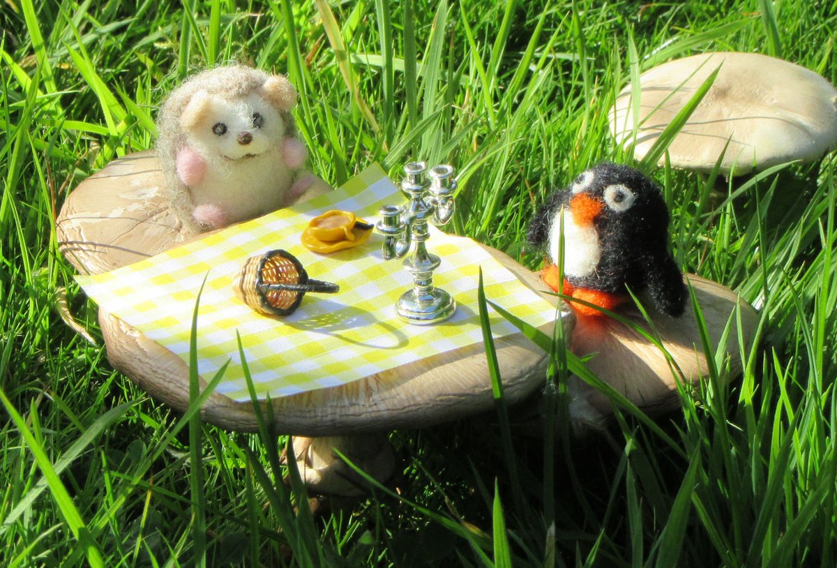 KrasnayaDolls's tweet photo. Looking for the cutest little needle felting craft kits but can't find them at Spring Fair?
DON'T PANIC!
Contact us at sales@krasnaya.co.uk and we will help you out
#springfair #springfair2022 #springfair22 #nec #wholesale #retail #craft #crafting #craftkits https://t.co/9crw1WMl8A