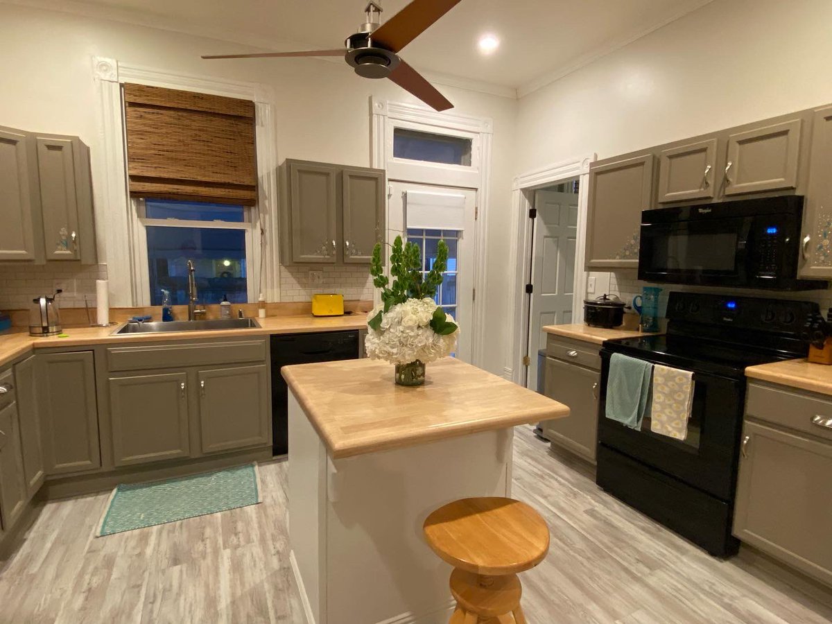 Becky Robison tweet media