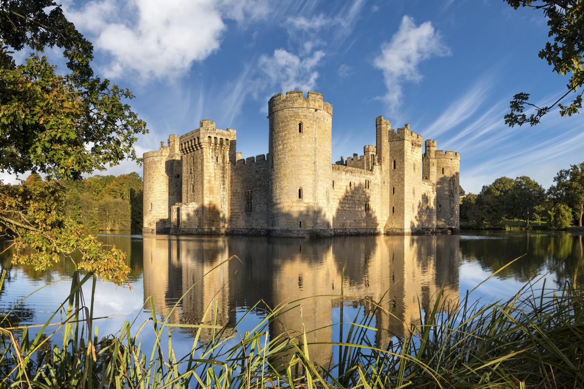 Live like a royal in a staycation at one of these spectacular countryside castles: thebbbook.com/live-like-a-ro… #luxurytravel #staycation #staycationinspiration