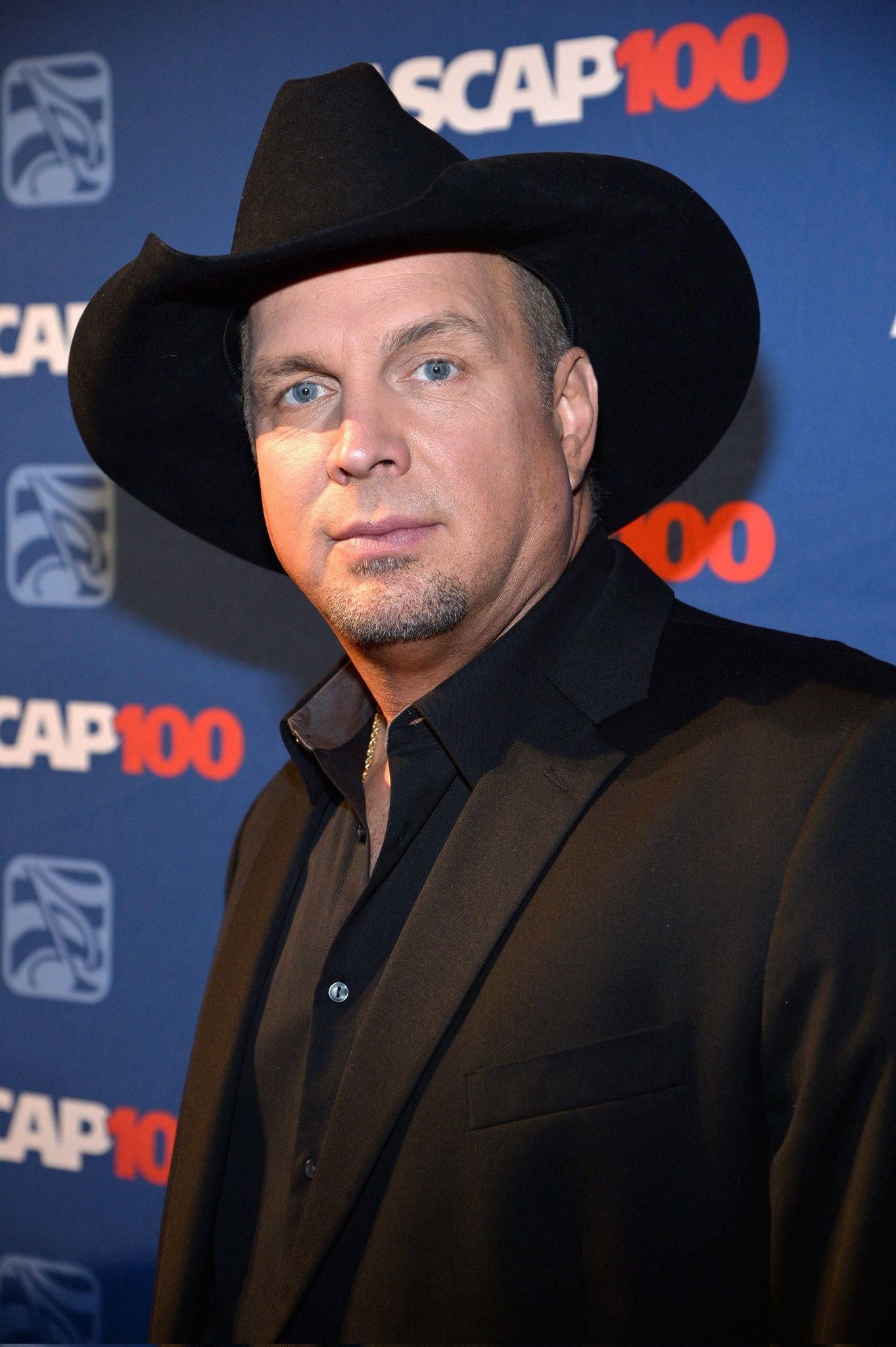 Happy 60th Birthday Garth Brooks 