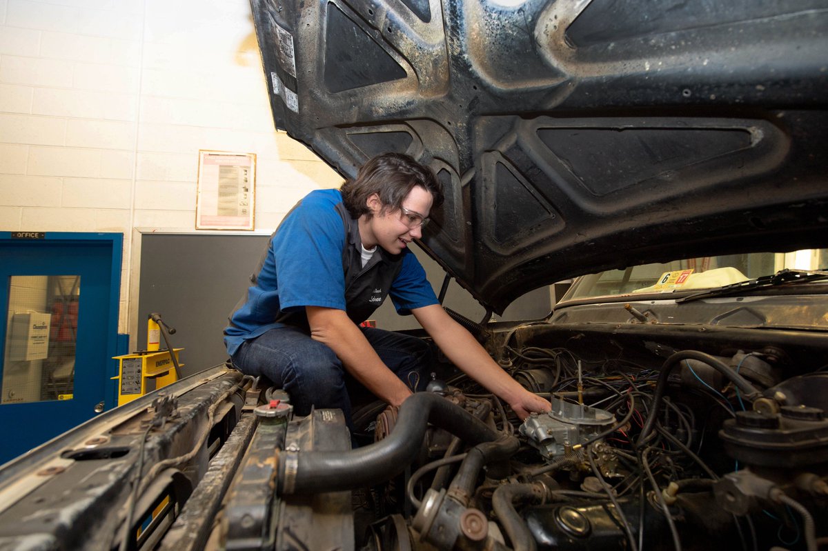 Chantilly Academy tweet media