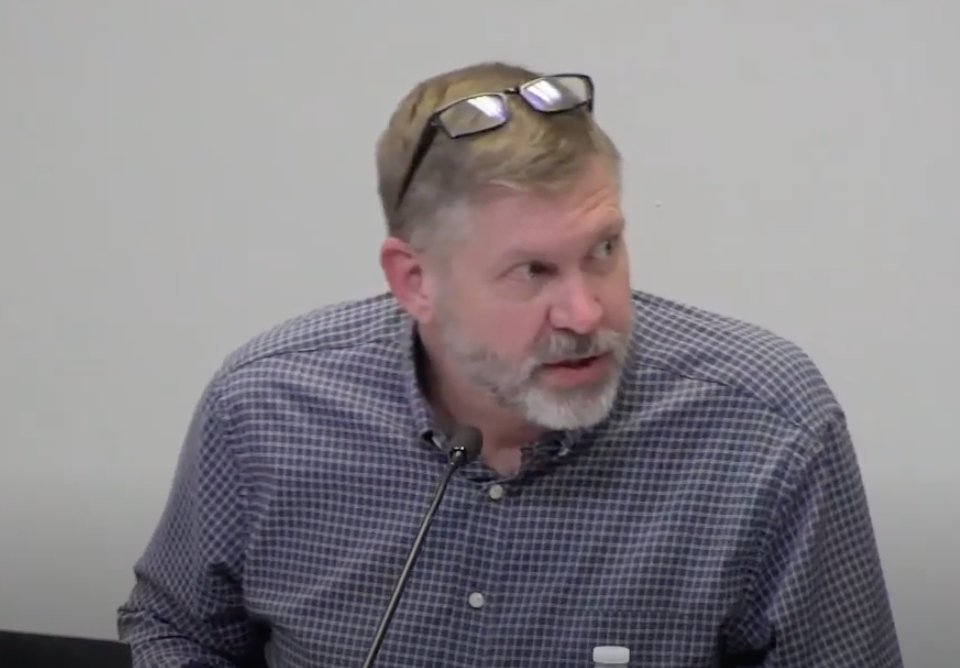 SentinelColo's tweet photo. PERRY: Republican officials dragging Douglas County into the abyss
https://t.co/523kGGUmXi
#COpolitics #EDcolo #COleg https://t.co/22Ntd1RJne