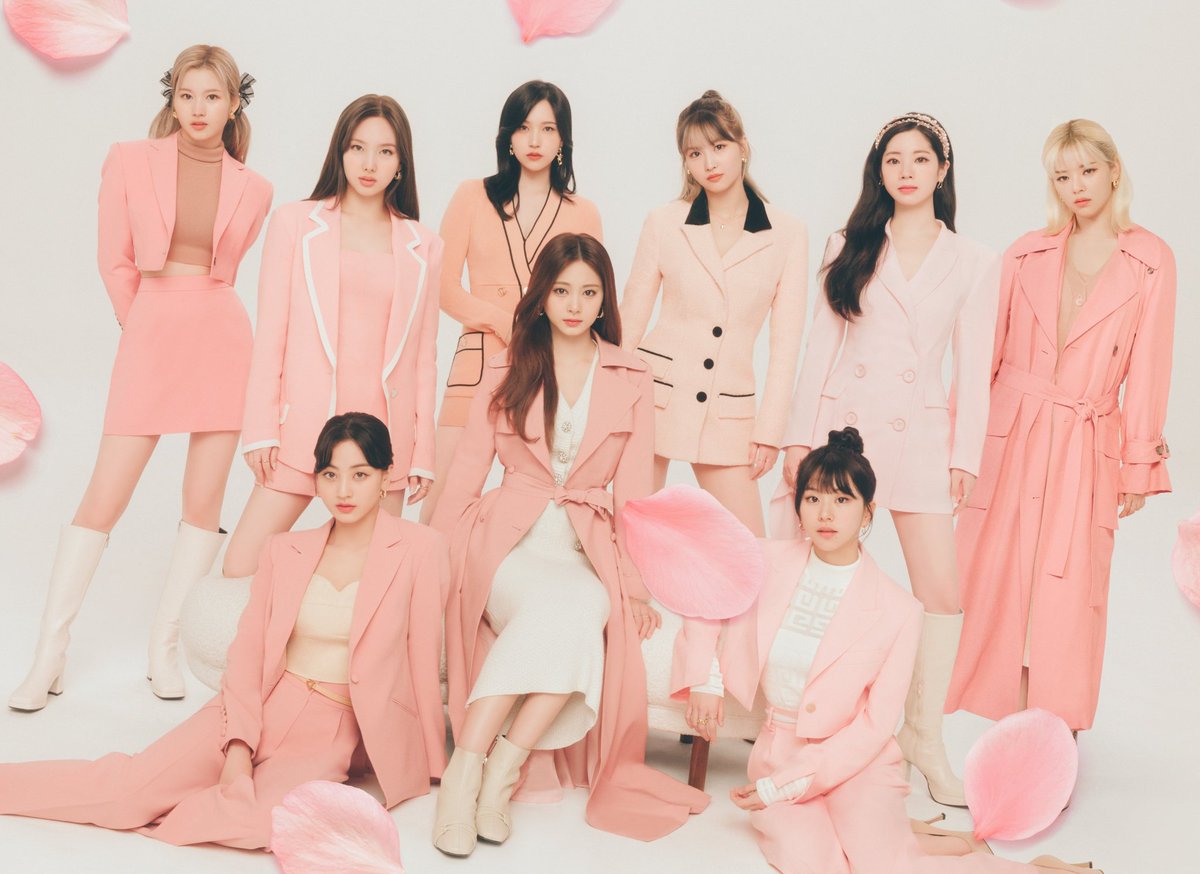 bangtwicesafe's tweet photo. purple                        pink https://t.co/JtHEqgL9v1