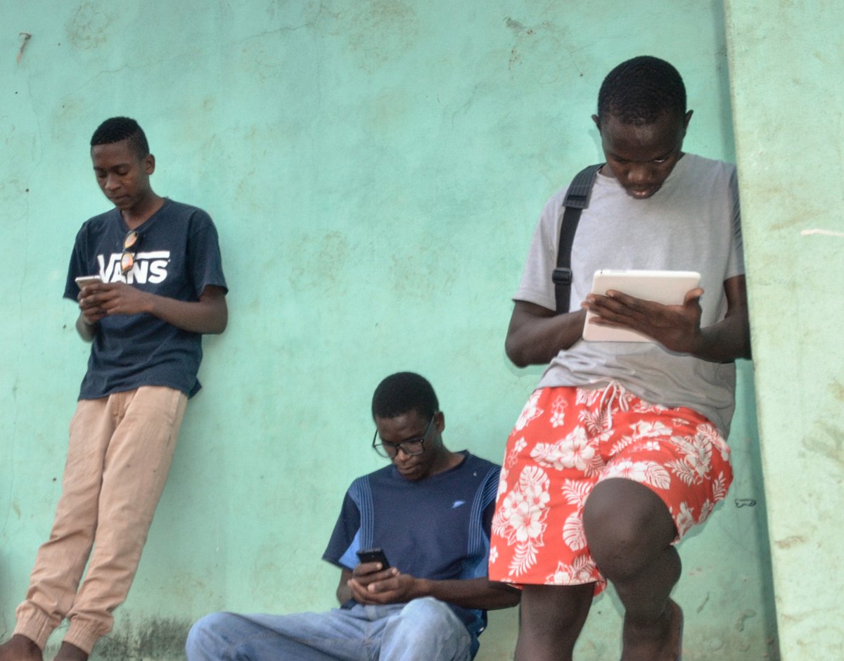 Tomorrow is #SaferInternetDay! Join close to 1,000 people who have already pre-registered to watch members of @USAID’s Digital Youth Council discuss their perspective on #DigitalHarm as the next generation of digital #changemakers. ow.ly/pZyF50HOj1a