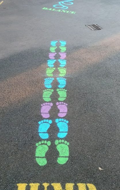 CorkHealthyCity's tweet photo. Thrilled to partner with #ActiveCorkCity #PlayfulCorkCity @CorkSports &amp; Health Promotion Dept @CorkKerryCH to invite schools to apply for subsidised playground markings

Self directed play opportunities builds social &amp; physical skills

#ChildFriendlyCity
https://t.co/zO8ORYcd6W https://t.co/6R8X2ryga4