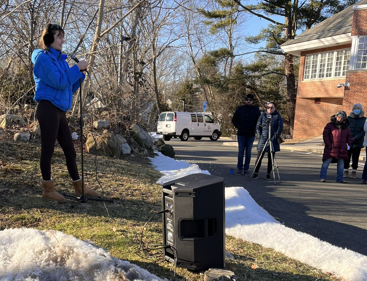 senatorduff's tweet photo. 2/ We heard from Norwalk’s mayor, Common Council member @JoshMGoldstein, #Darien students, #Darien parents and they all agree #OpenChoice is good for our communities. https://t.co/z0FscPlXlL