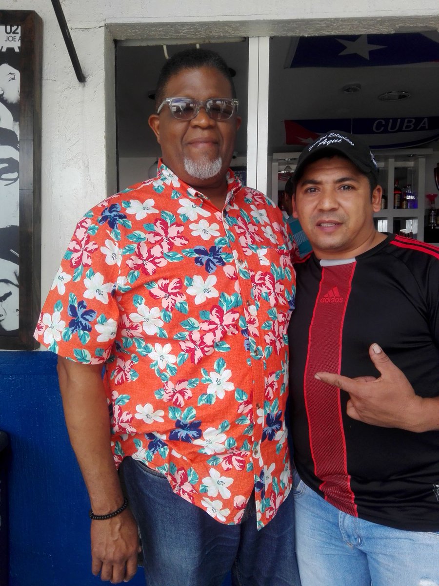 salsaesloqsomos's tweet photo. Y EL NEGRO HAY .... https://t.co/ocOzWCry3I