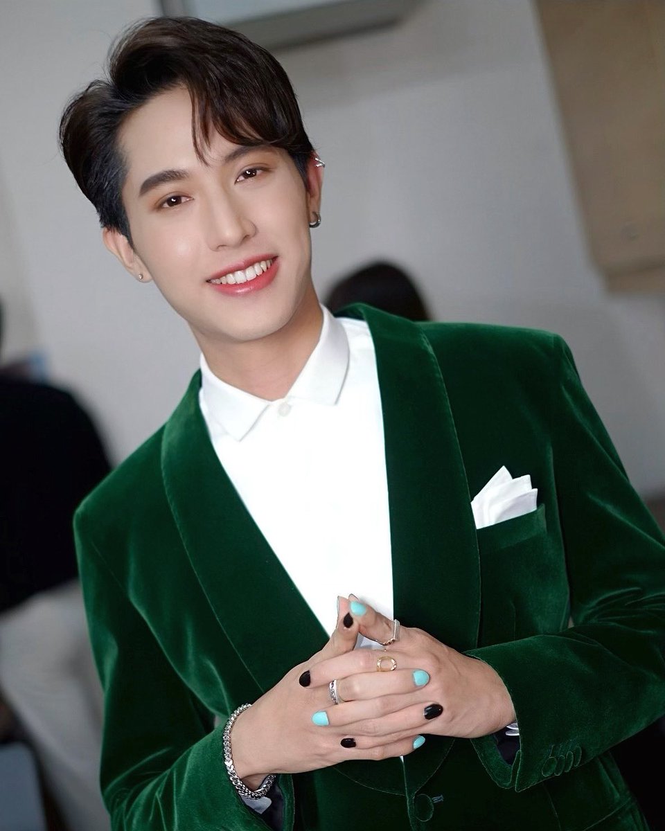 sapanphoon's tweet photo. "บิลลี่ พสธร วิทยาปรีชาพล" ร่วมงานประกาศรางวัลในงาน  Fever AWARDS2021 

#สะพานปูน 
#sapanphoontheseries 
#sapanphoon 
#faver2021 https://t.co/TbQeT95Wpp