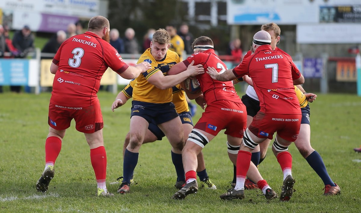 HenleyHawks's tweet image. MATCH REPORT: bit.ly/3HzV5Q0

The @RedruthRugby crusade may not have gone as we hoped (and we may have slightly less tread on our tyres😅) but we move our focus to another big game this weekend again league toppers @esherrugby 💪💛💙💚🦅 #lesdothis

📸@grumpygramp15 👌