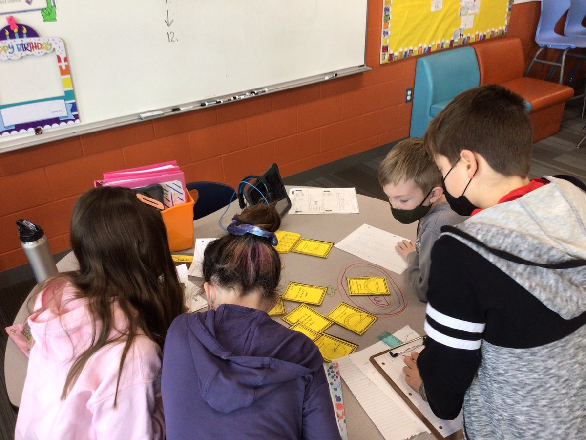 mrswaters4th's tweet photo. Scooting to review for our geometry test tomorrow!  We ROCK math! https://t.co/uDB2Bn4vu0