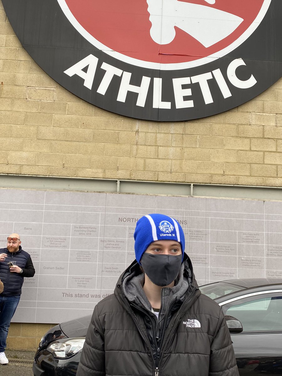 jezjj's tweet photo. Keeping warm during the match with a Ullared IK hat @uikofficial @CAFCofficial https://t.co/0P0B2JOqnZ