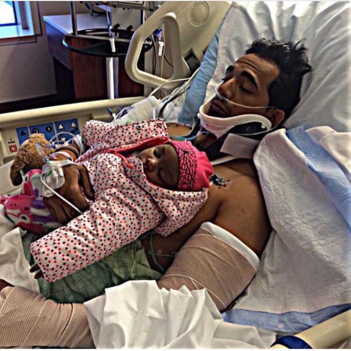 CaliSmoov4Life's tweet photo. Today 7 years ago i woke up after a car accident in a hospital bed after heart surgery and several broken bones, &amp; tha news i my bros Tim &amp; BJ didn’t make it out. Since then I’ve looked at life with so much more appreciate and love everyday for them🙏🏼👼#RIPTJNovo #RIPBJ https://t.co/82uugcRVmJ