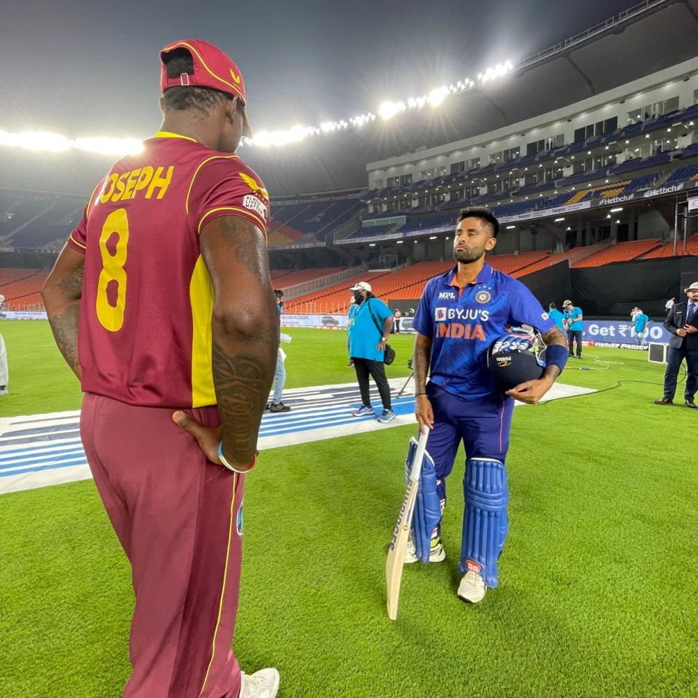 ICC's tweet image. India 🤝 West Indies 

Great camaraderie on display between the two sides after the first #INDvWI ODI 🙌 

📸 @windiescricket 

#SpiritOfCricket