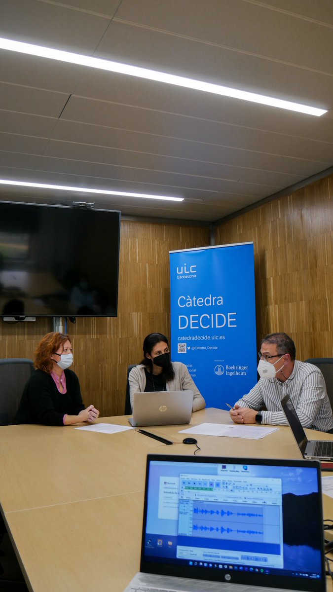 Catedra_Decide's tweet photo. Ya hemos grabado el 3er PODCAST de la cátedra. Esta vez os hablaremos del Liderazgo enfermero y de como se está trabajando en el Grado de Enfermería de UIC Barcelona.

¡Estad atentos porque en breve podréis escucharlo!

@BoehringerES @SalutUIC https://t.co/IsH2NOlM0Y